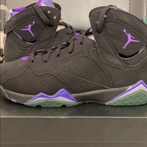 Air Jordan 7 Retro (GS) Size 7Y Ray Allen’s